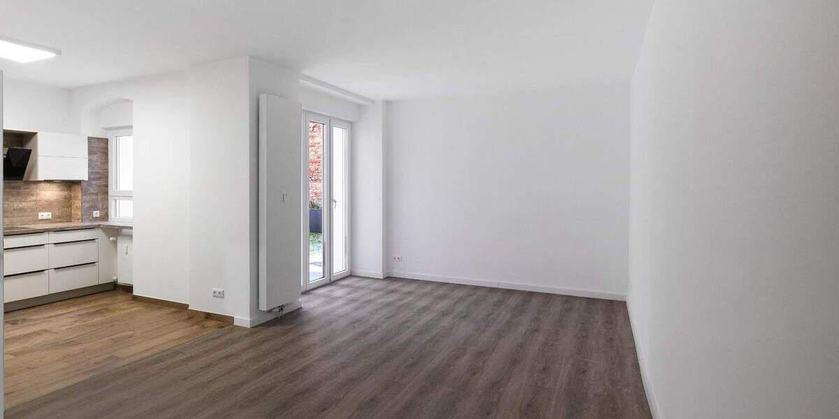 Etagenwohnung Berlin Friedrichshain - 2 Zimmer, 84 m&sup2;, 1.690&euro; | Angebot:25709886
