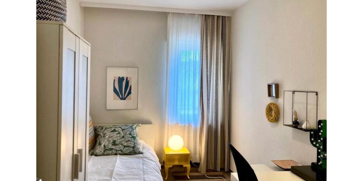 Etagenwohnung Hannover Döhren-Wülfel - 4 Zimmer, 100 m&sup2;, 2.450&euro; | Angebot:24657527