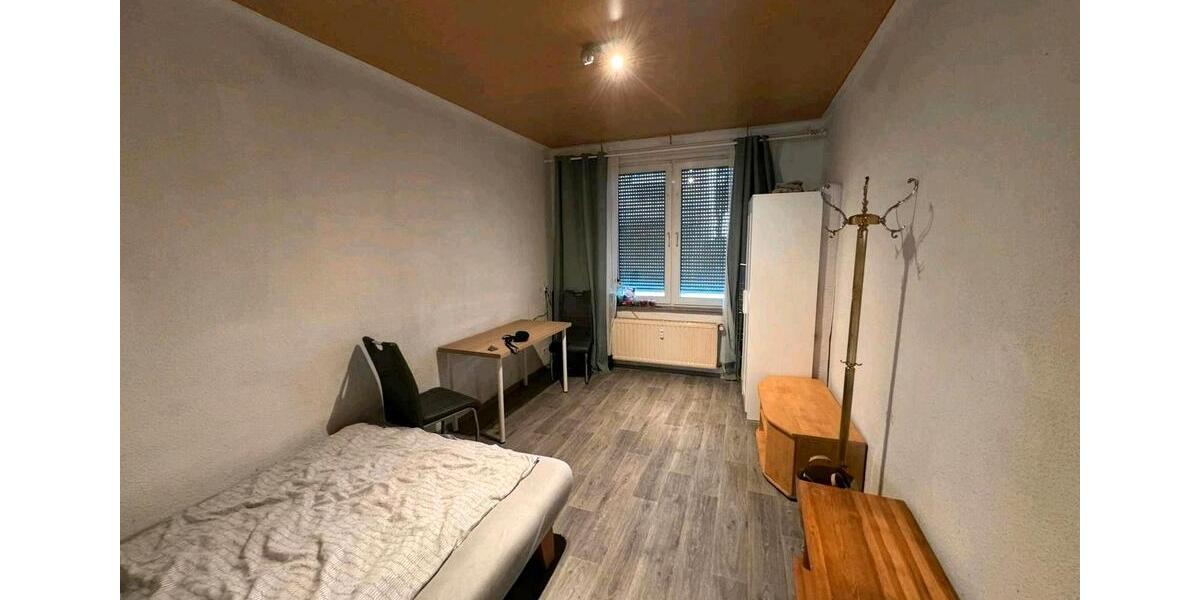 Dachgeschoßwohnung Düsseldorf Stadtbezirk 3 - 1 Zimmer, 45 m&sup2;, 800&euro; | Angebot:26482686