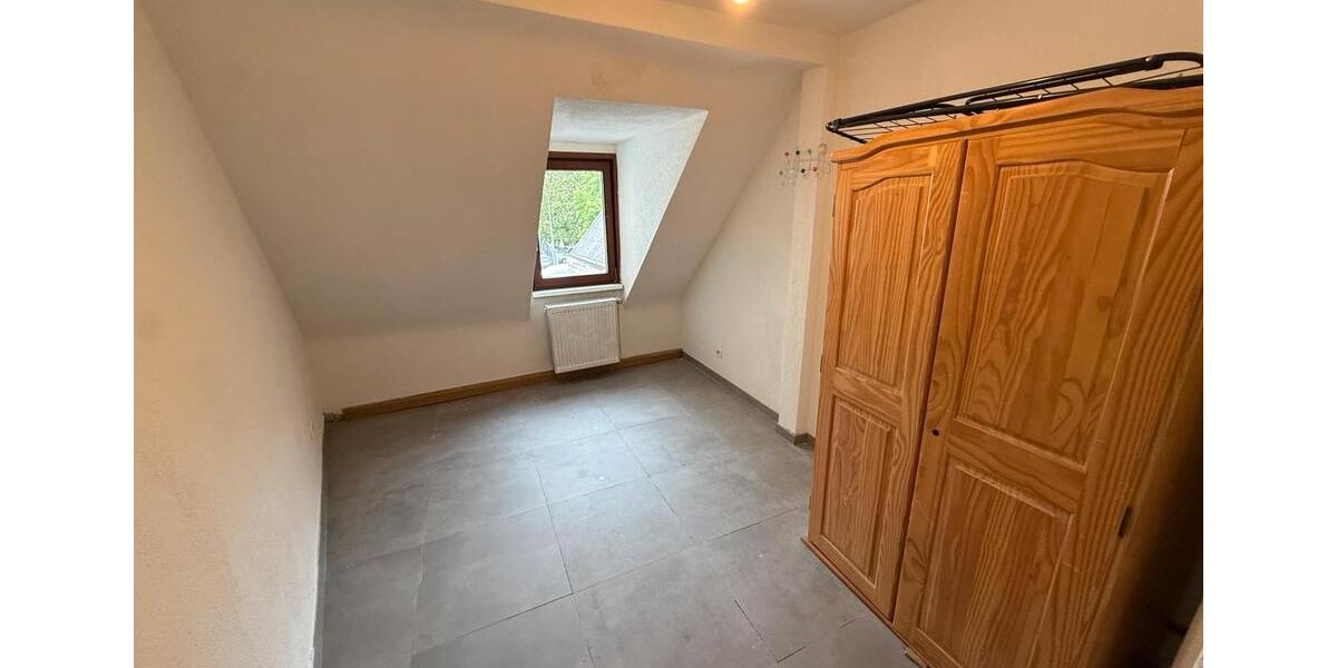 Dachgeschoßwohnung Bad Kreuznach Bad Münster am Stein-Ebernburg - 3 Zimmer, 55 m&sup2;, 550&euro; | Angebot:26416157