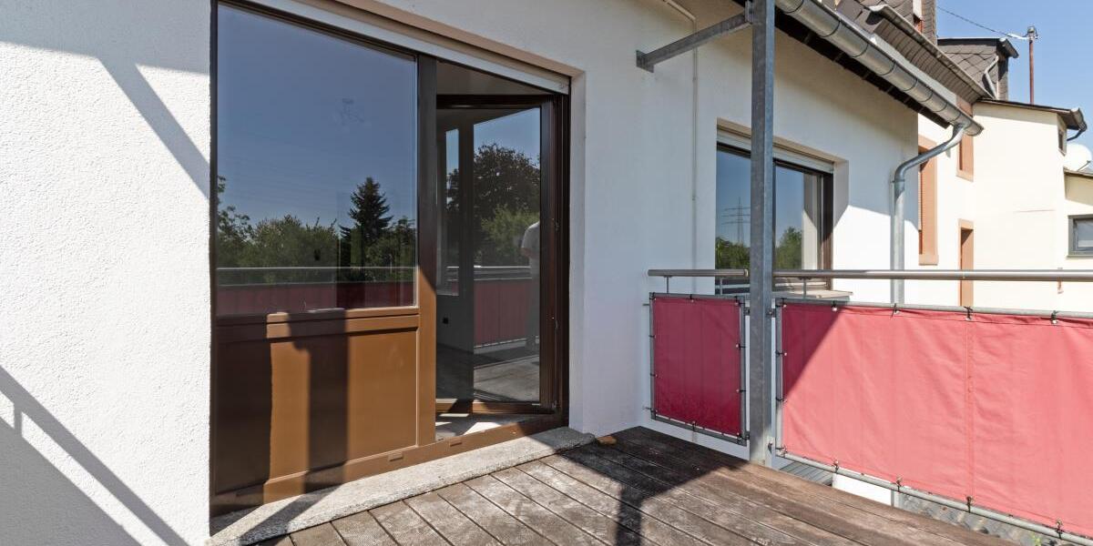 Gemütliche renovierte Wohnung mit schönem Balkon in Trier-Ehrang - Etagenwohnung Trier West-Pallien | Angebot:27254719