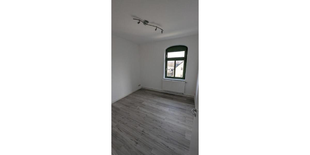 Etagenwohnung Königsbrück - 2 Zimmer, 49 m&sup2;, 340&euro; | Angebot:25867458