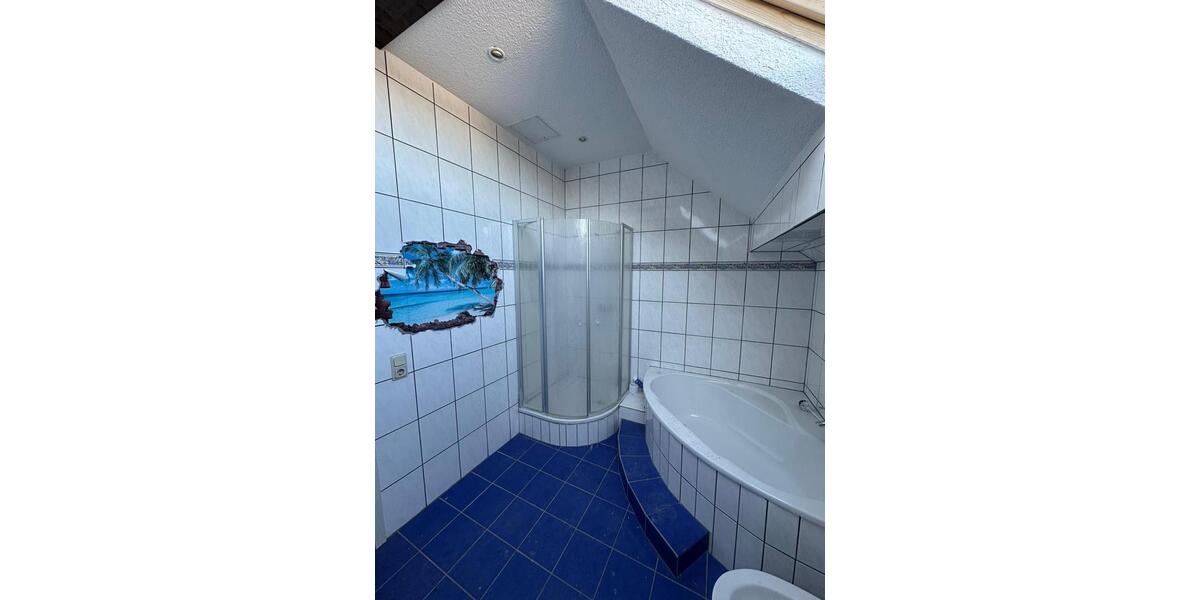 Dachgeschoßwohnung Weiskirchen - 4 Zimmer, 100 m&sup2;, 630&euro; | Angebot:25948560