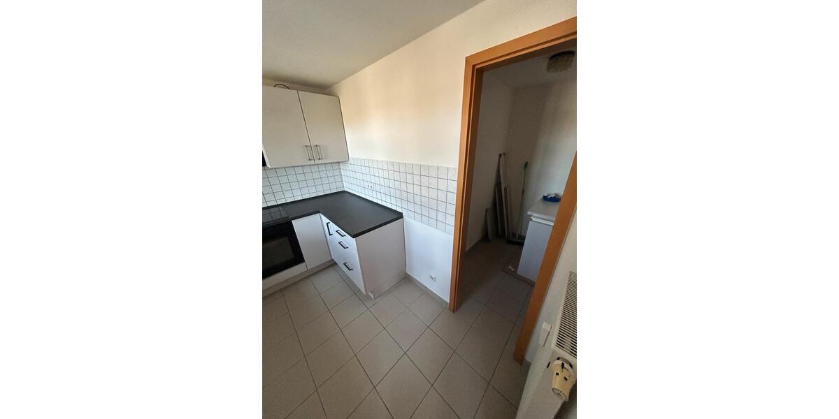 Etagenwohnung Freiberg am Neckar - 3 Zimmer, 79 m&sup2;, 1.100&euro; | Angebot:26045546