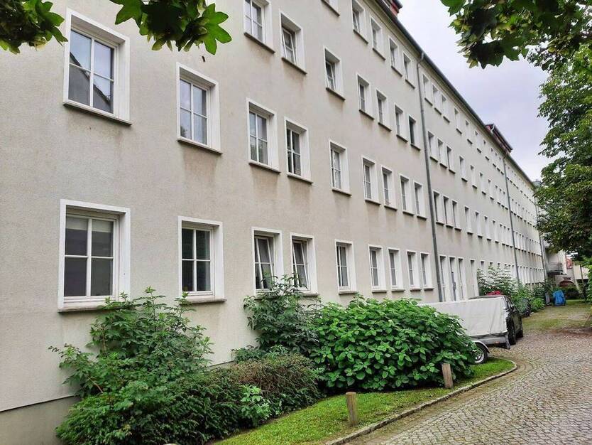 Mein neues Zuhause!! Stadtnahe 2 Zimmer-Wohnung mit Einbauküche + Tageslichtbad mit Wanne