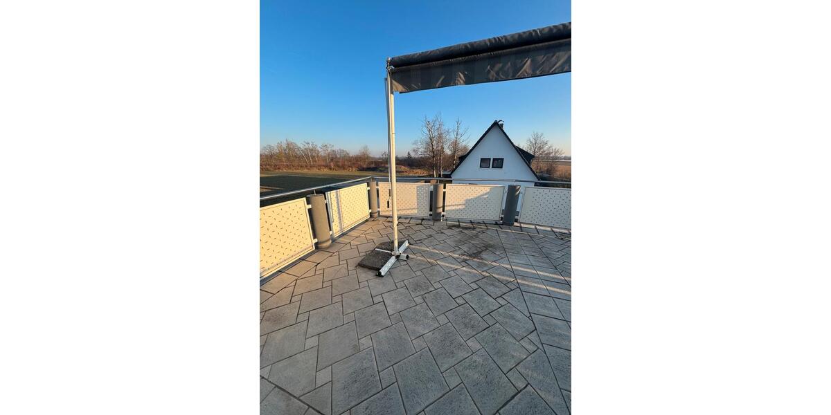 Dachgeschoßwohnung Maisach - 3 Zimmer, 98 m&sup2;, 2.100&euro; | Angebot:24962156