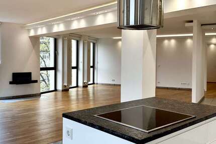 Wohnung zum Mieten in Frankfurt am Main 2.600 € 145 m² 3 zimmer