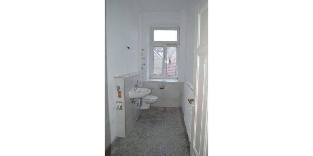 Etagenwohnung Kitzingen - 4 Zimmer, 114 m&sup2;, 830&euro; | Angebot:24906126