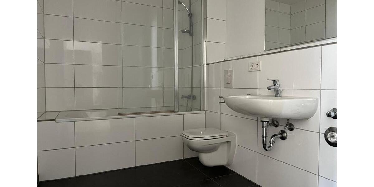 Etagenwohnung Stuttgart - 2 Zimmer, 75 m&sup2;, 1.450&euro; | Angebot:26196244