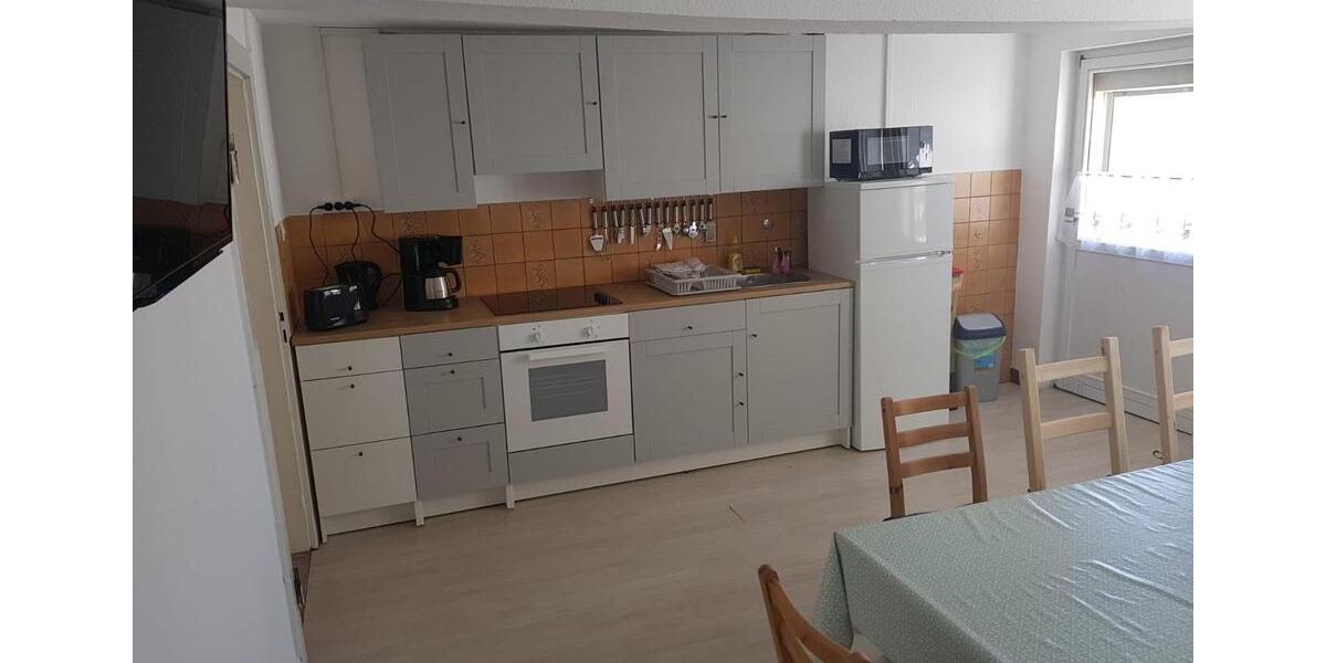 Etagenwohnung Frielendorf - 6 Zimmer, 100 m&sup2;, 20&euro; | Angebot:15177924