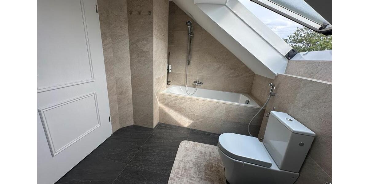 Etagenwohnung Stutensee - 4 Zimmer, 98 m&sup2;, 1.550&euro; | Angebot:24563587