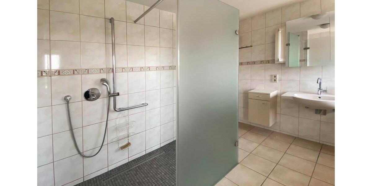 Etagenwohnung Speyer - 3 Zimmer, 116 m&sup2;, 1.400&euro; | Angebot:25907897