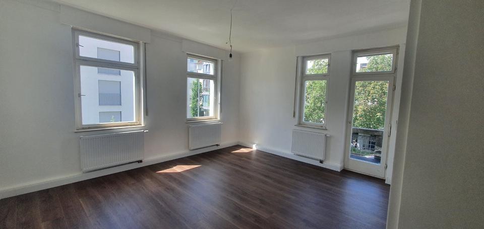 Etagenwohnung Sindelfingen Sindelfingen (Stadt) - 4 Zimmer, 110 m&sup2;, 1.150&euro; | Angebot:26542576