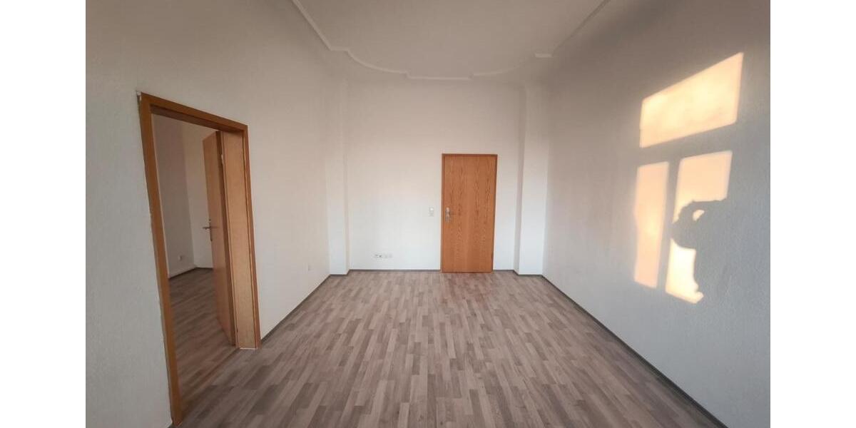Etagenwohnung Zwickau - 4 Zimmer, 95 m&sup2;, 650&euro; | Angebot:26705464