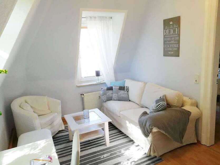 Wohnen auf Zeit in Dresden 990 € 2 zimmer