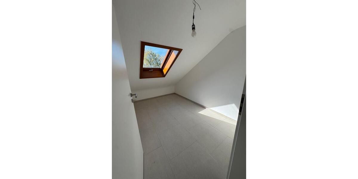Dachgeschoßwohnung Kirchberg an der Murr - 3 Zimmer, 74 m&sup2;, 1.100&euro; | Angebot:26705298
