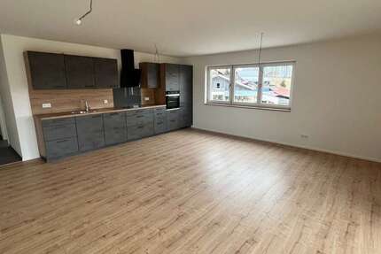 Wohnung Tiefenbach Unterjacking - 3 Zimmer, 92 m&sup2;, 1.100&euro; | Angebot:27217538