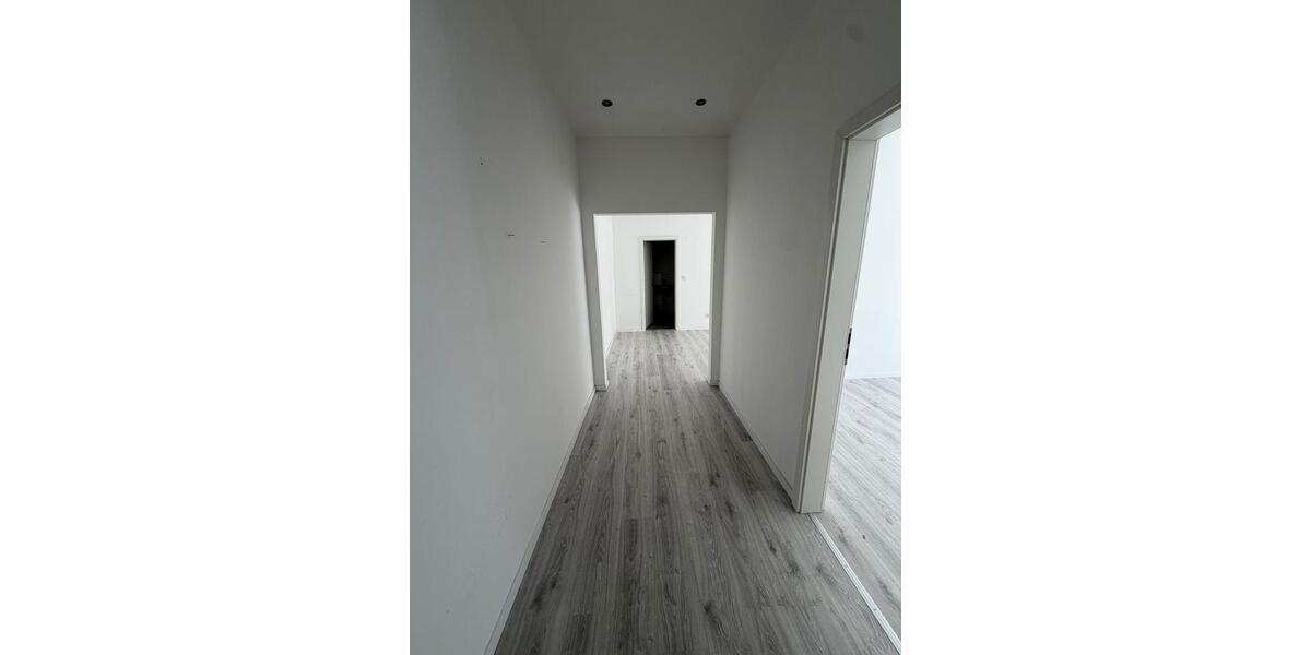 Erdgeschoßwohnung Völklingen - 4 Zimmer, 100 m&sup2;, 650&euro; | Angebot:26503369