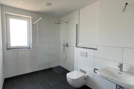 Wohnung Bremerhaven - 2 Zimmer, 71 m&sup2;, 669&euro; | Angebot:26665564
