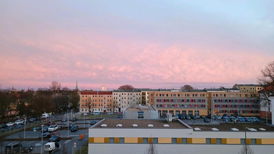 Dachgeschoßwohnung Rostock Hansaviertel - 2 Zimmer, 50 m&sup2;, 860&euro; | Angebot:25906083