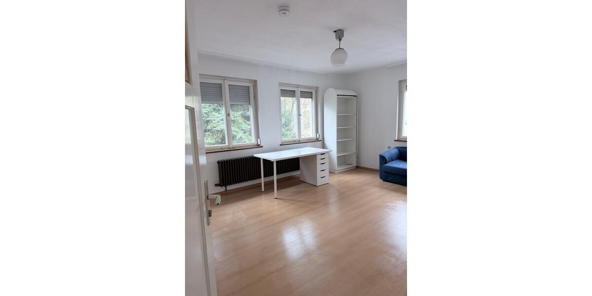 Wohnen auf Zeit Esslingen am Neckar Pliensauvorstadt - 19 Zimmer, 86 m&sup2;, 345&euro; | Angebot:25151717