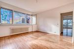 Helle 3-Zimmer-Wohnung mit großer Süd-Loggia in der Bremer Neustadt