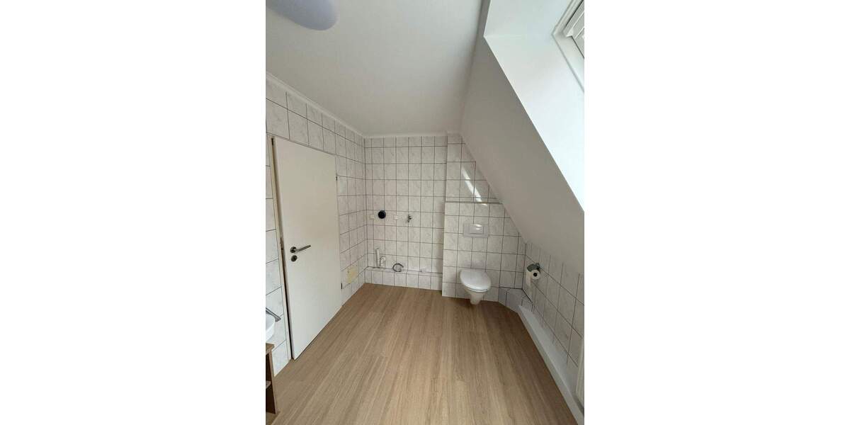 Etagenwohnung Paderborn Kernstadt - 3 Zimmer, 93 m&sup2;, 800&euro; | Angebot:24757821