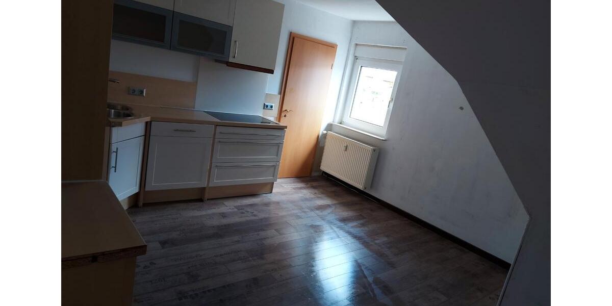 Dachgeschoßwohnung Rauschenberg - 5 Zimmer, 89 m&sup2;, 700&euro; | Angebot:26482957