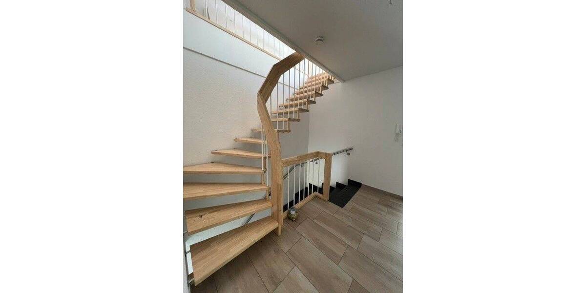 Etagenwohnung Wildeshausen - 3 Zimmer, 108 m&sup2;, 1.180&euro; | Angebot:26862415