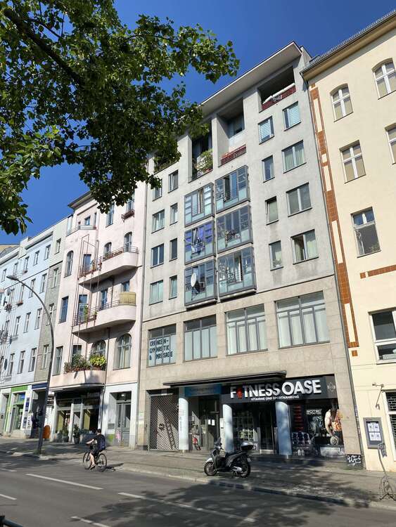 Büro in Berlin 2.276,51 € 137.97 m²