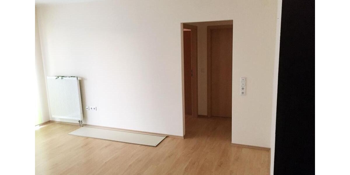 Hochparterre Kassel Bettenhausen - 4 Zimmer, 105 m&sup2;, 1.000&euro; | Angebot:24841844
