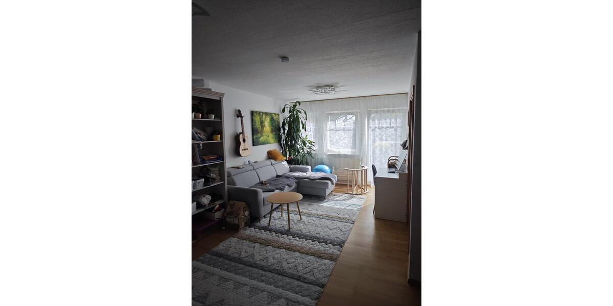 Etagenwohnung Schortens - 3 Zimmer, 84 m&sup2;, 660&euro; | Angebot:26383590