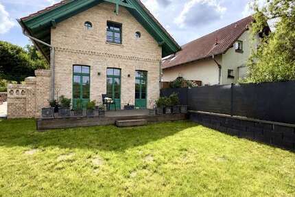 Haus Salzatal - 5 Zimmer, 156 m&sup2;, 1.650&euro; | Angebot:26701452