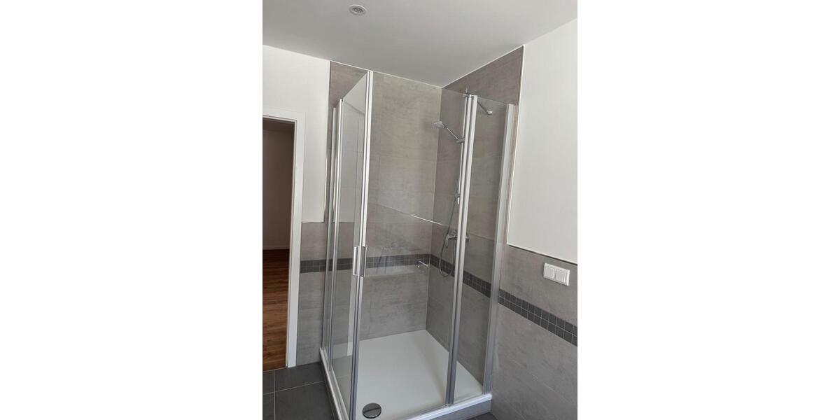 Dachgeschoßwohnung Mittenwalde - 2.5 Zimmer, 77 m&sup2;, 1.043&euro; | Angebot:26454066