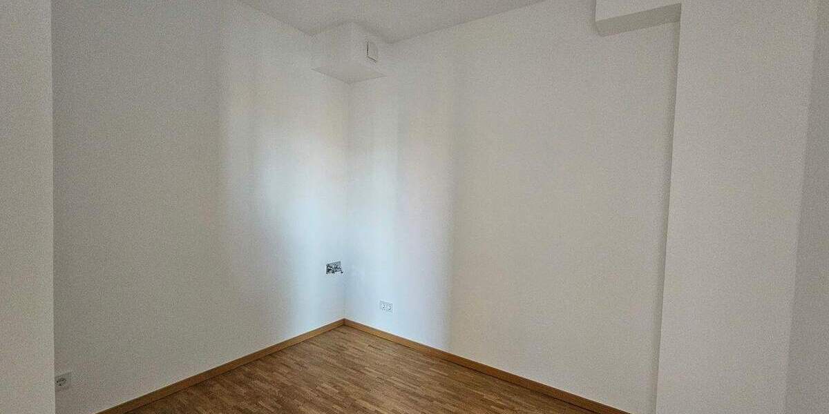 Mehrfamilienhaus, Wohnhaus Hannover Bemerode - 5 Zimmer, 153 m&sup2;, 2.070&euro; | Angebot:25195882