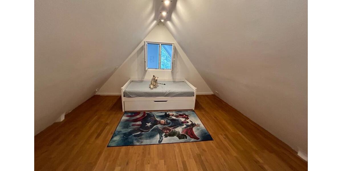 Etagenwohnung Kempten (Allgäu) Auf der Halde - 4 Zimmer, 150 m&sup2;, 1.850&euro; | Angebot:26249090