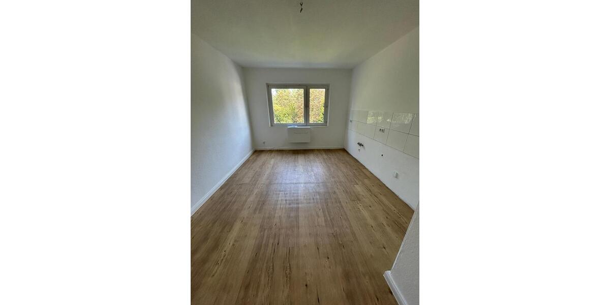 Etagenwohnung Wuppertal Sedansberg - 2 Zimmer, 61 m&sup2;, 608&euro; | Angebot:24687362