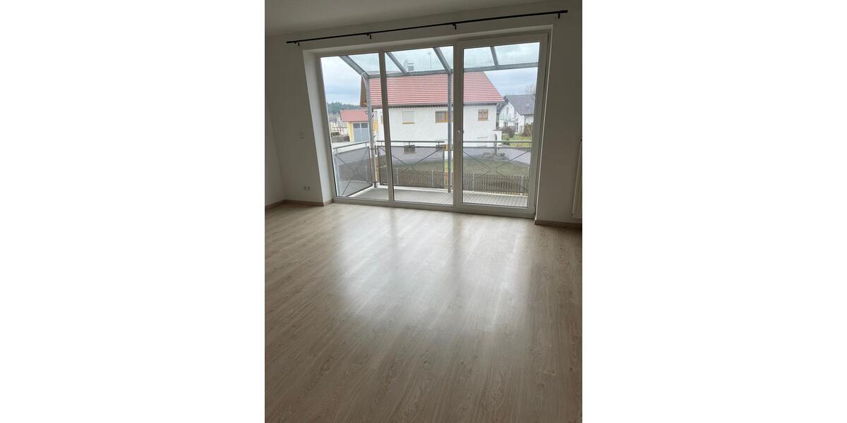 Etagenwohnung Eging am See - 3 Zimmer, 75 m&sup2;, 650&euro; | Angebot:25944333