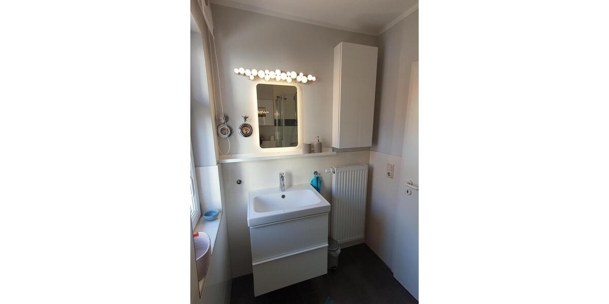 Wohnen auf Zeit Wiesbaden Mainz-Amöneburg - 2 Zimmer, 38 m&sup2;, 840&euro; | Angebot:25872793