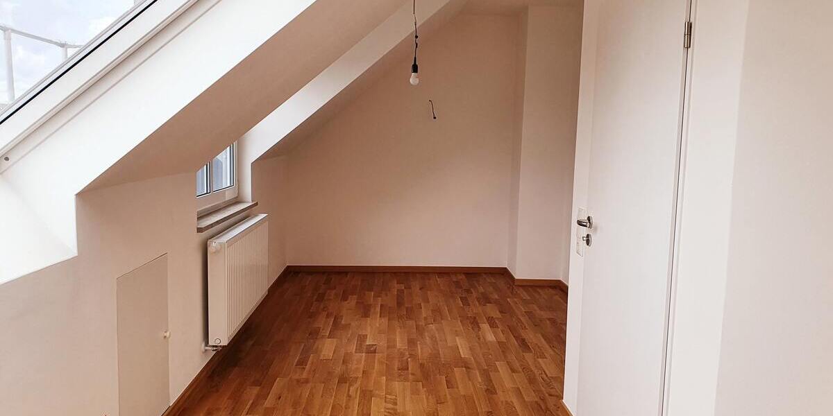 Exklusive 4-Zimmer-Wohnung - mit Einbauküche- hochwertig ausgestattet! - Maisonettenwohnung Chemnitz Kapellenberg | Angebot:26931497