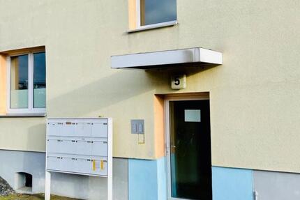 Wohnung Ruhland - 2 Zimmer, 60 m&sup2;, 320&euro; | Angebot:23983165