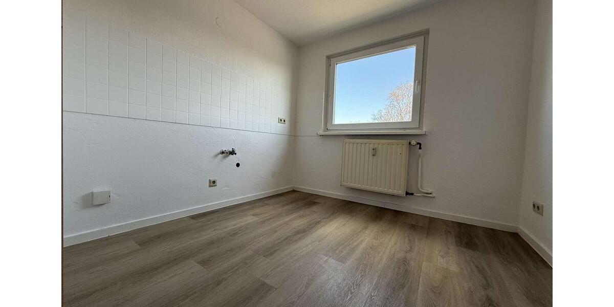 Dachgeschoßwohnung Wilhelmshaven Altengroden - 3 Zimmer, 60 m&sup2;, 380&euro; | Angebot:26090066