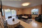 Große 5-Zi-Wohnung-WFL ca. 140 m² 3-4-SchlafZimmer hochw. Einbauküche extra ArbeitsZimmer Terrassen-Balkon 1. OG mit Garage.