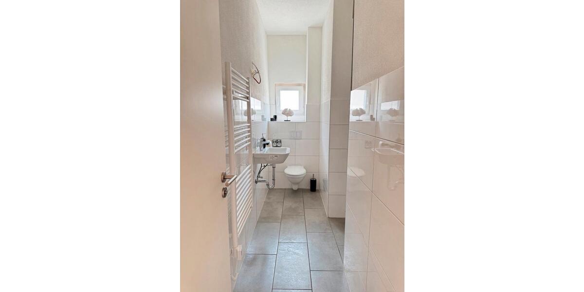 Wohnen auf Zeit Ludwigsburg - 4 Zimmer, 95 m&sup2;, 500&euro; | Angebot:26386831