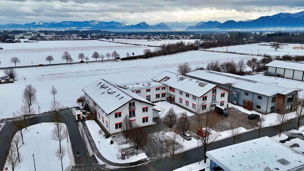 Gewerbeobjekt Bad Aibling Markfeld - 3.950&euro; | Angebot:24656059