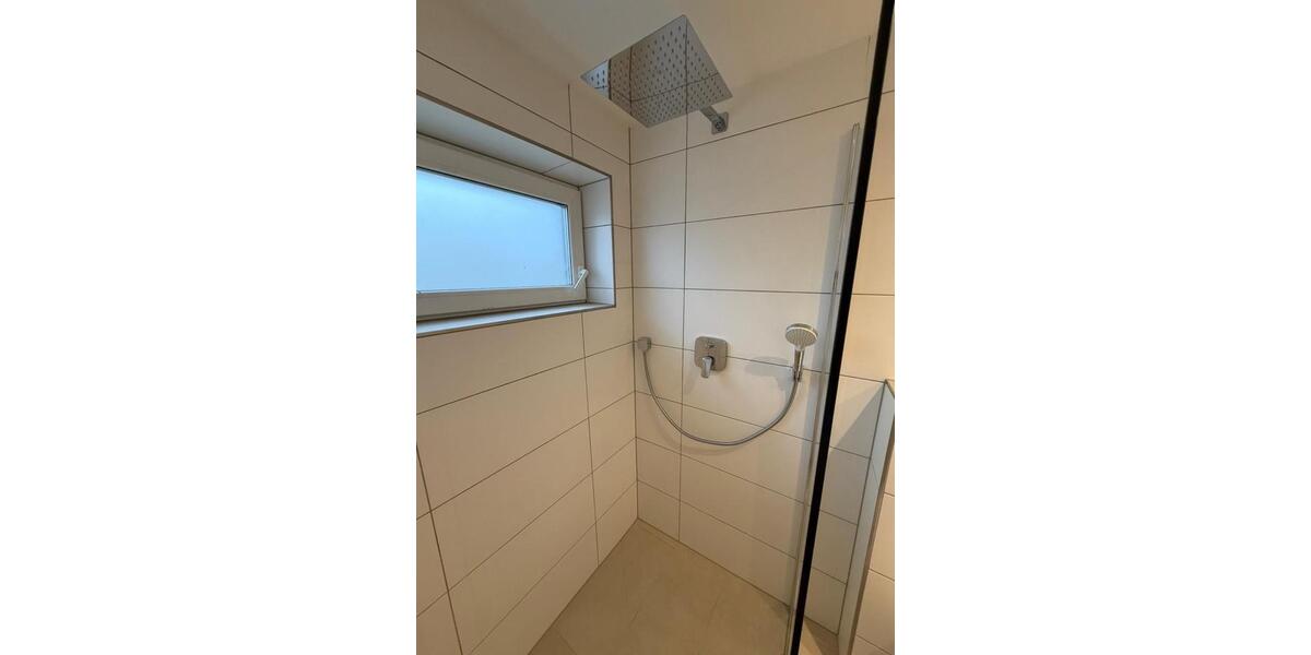 Erdgeschoßwohnung Düsseldorf Stadtbezirk 8 - 3 Zimmer, 73 m&sup2;, 820&euro; | Angebot:24763821