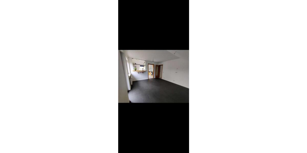 Dachgeschoßwohnung Wöllstein - 3.5 Zimmer, 75 m&sup2;, 940&euro; | Angebot:26231842