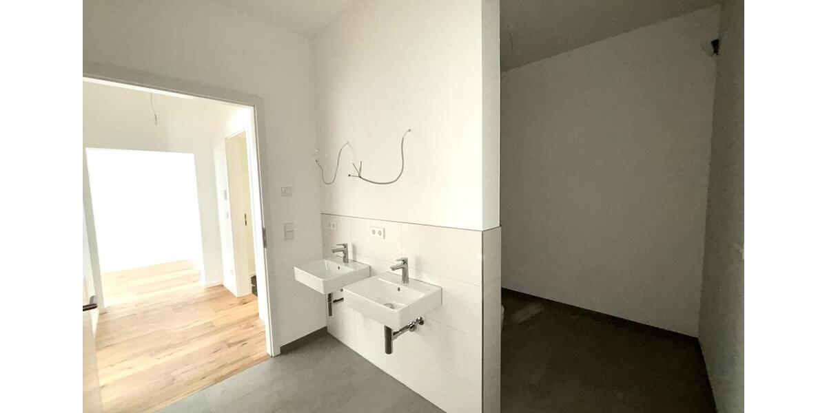 Erdgeschoßwohnung Sindelfingen - 2 Zimmer, 89 m&sup2;, 1.380&euro; | Angebot:24400067