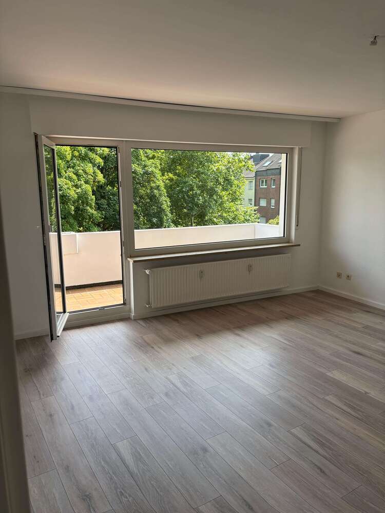 Wohnung zum Mieten in Troisdorf 900 € 67 m²