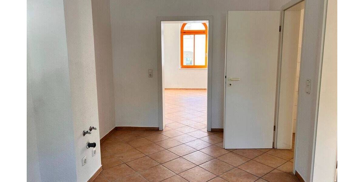 Gewerbeobjekt Netzschkau Dungersgrün - 6 Zimmer, 154 m&sup2;, 787&euro; | Angebot:23561180